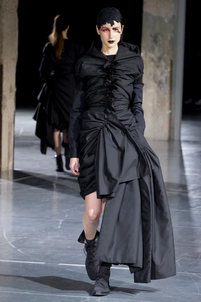 Look 1